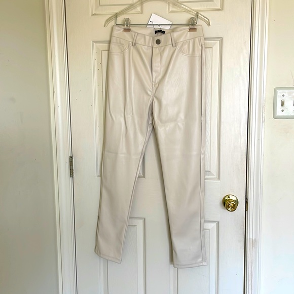 NWT Cream Faux Leather Pant  Size: Large - Picture 1 of 11